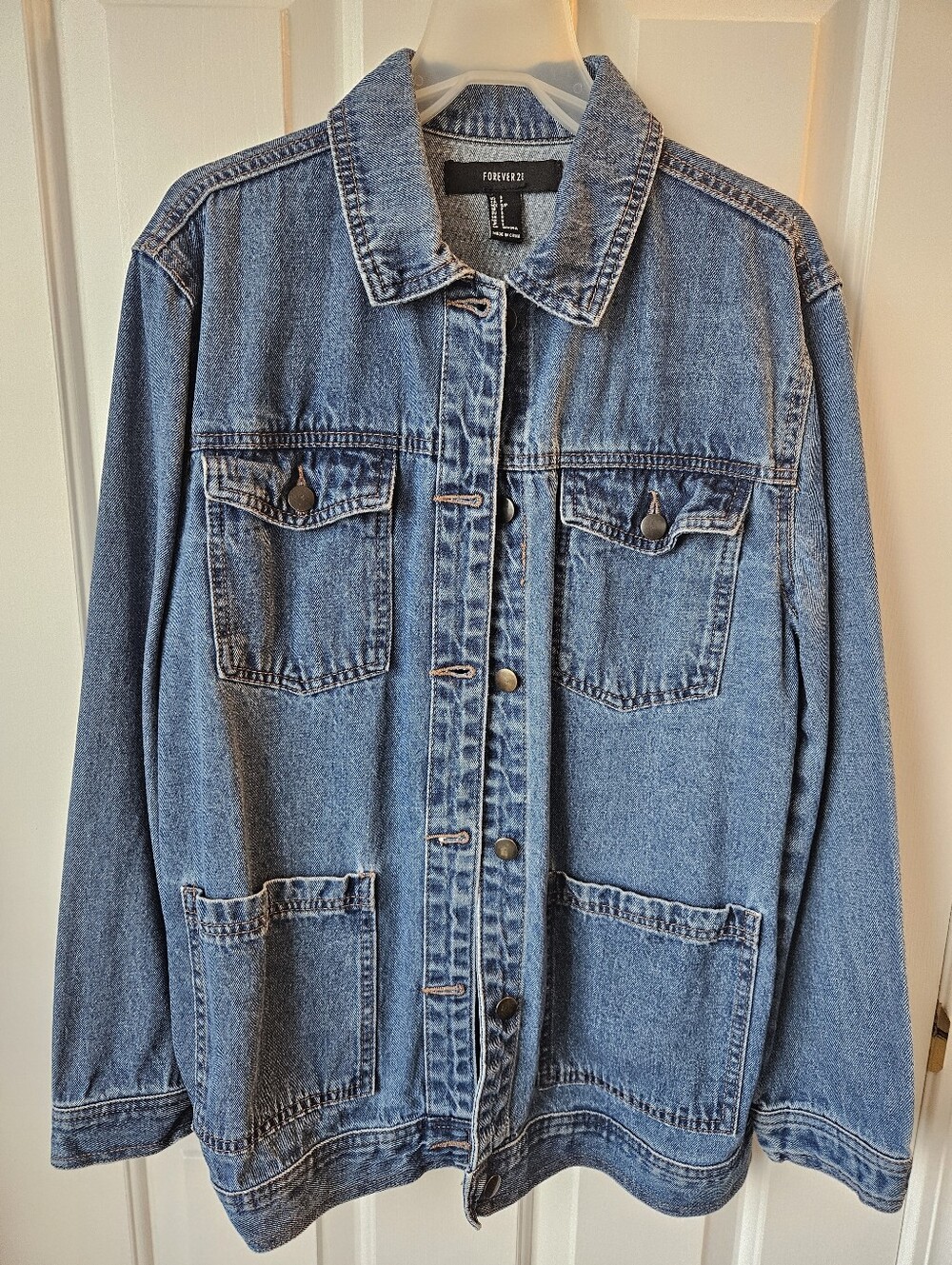 Forever 21 Oversized Denim Utility Jacket Size Small